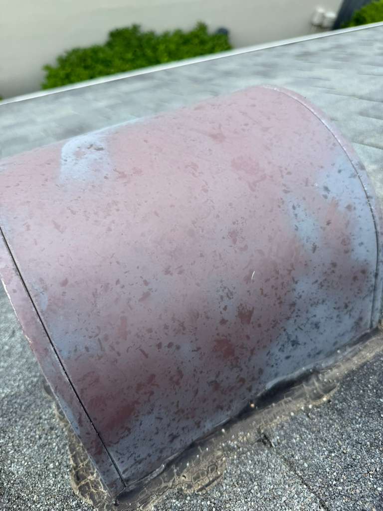 Roof flashing detail